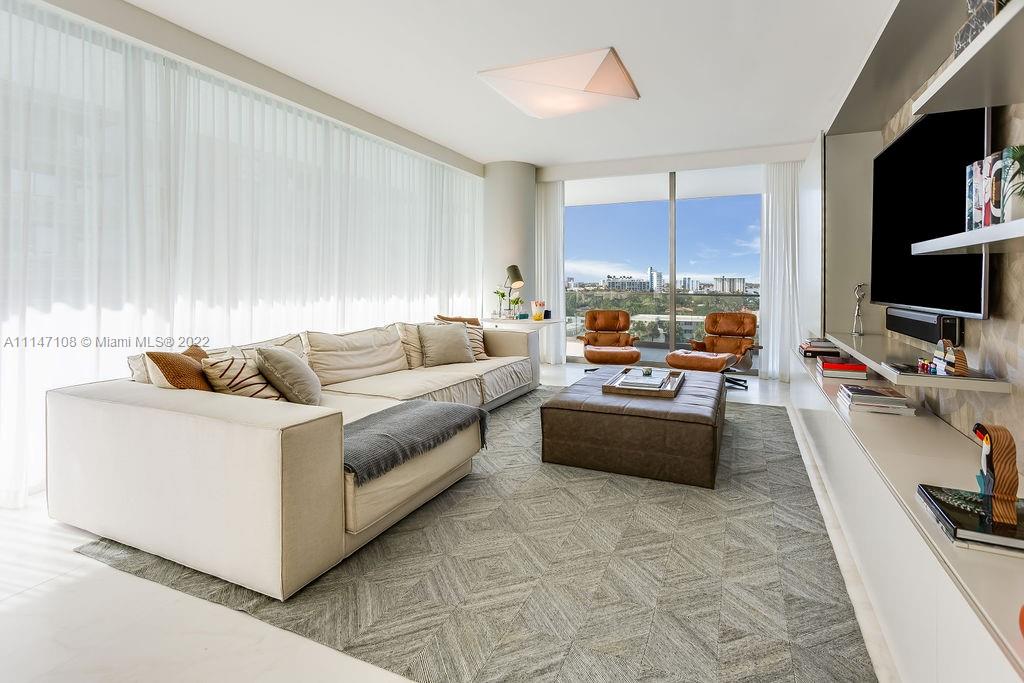 OCEANA BAL HARBOUR CONDO - Residential