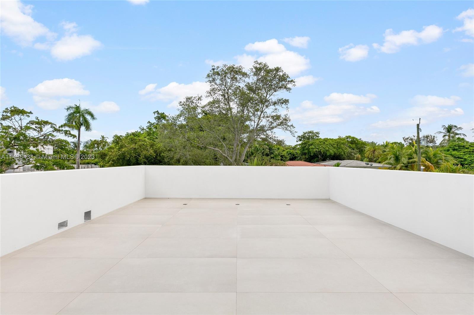 AQUA MARINE - Residential