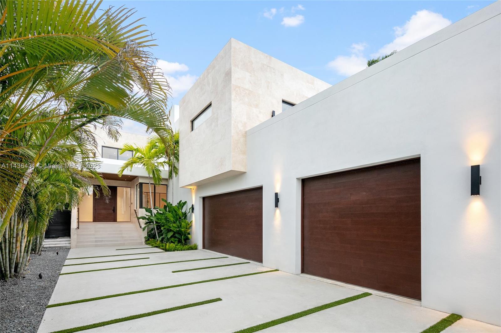 AQUA MARINE - Residential