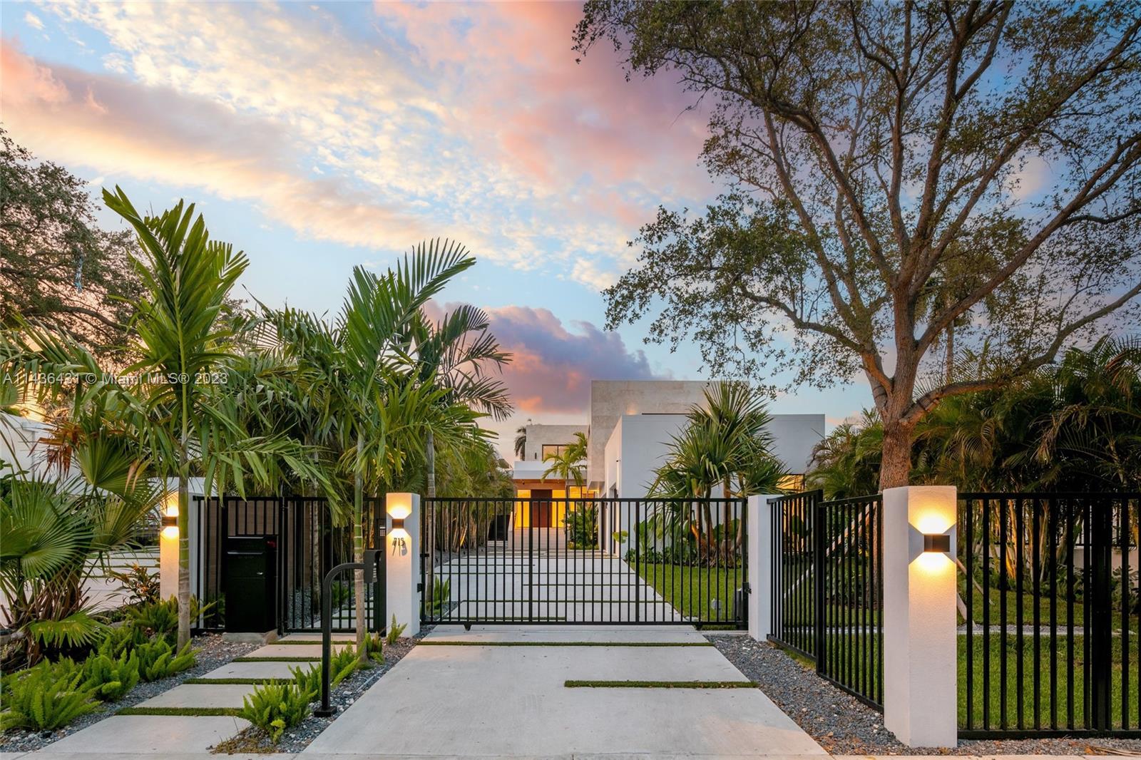 AQUA MARINE - Residential