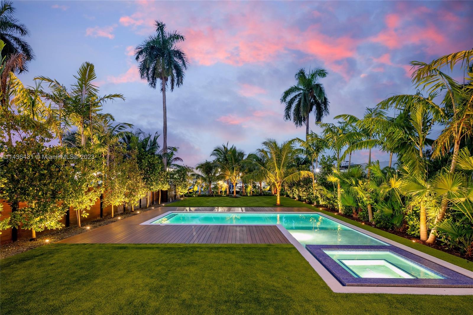 AQUA MARINE - Residential