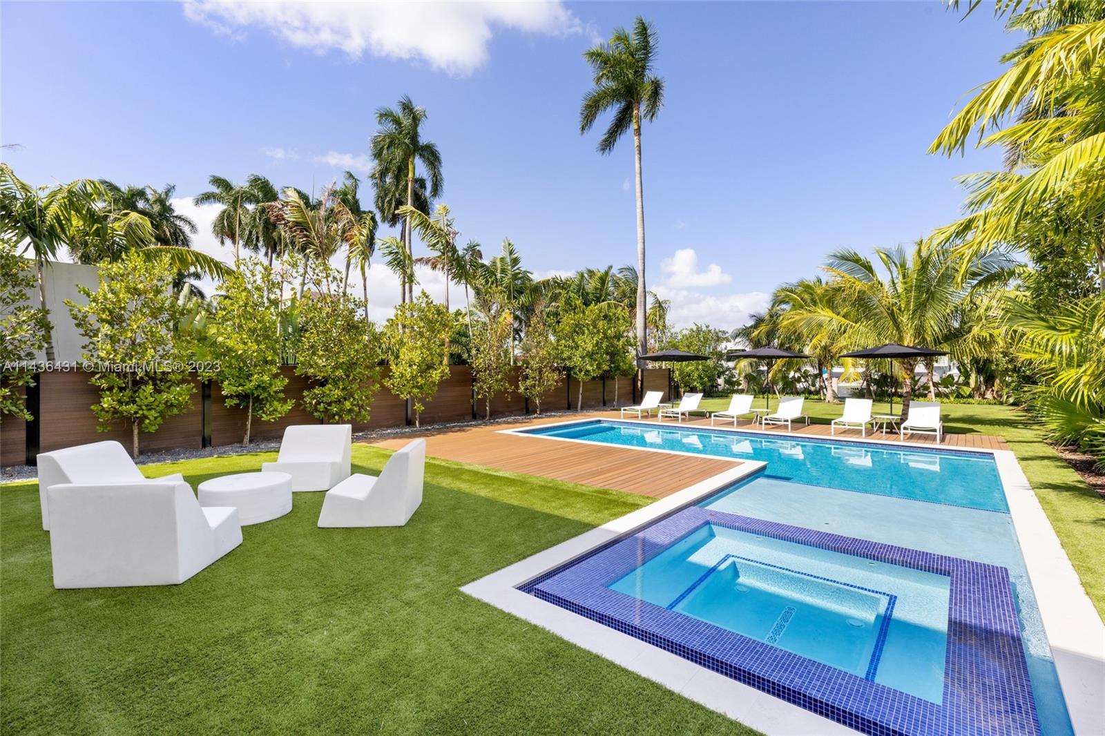 AQUA MARINE - Residential