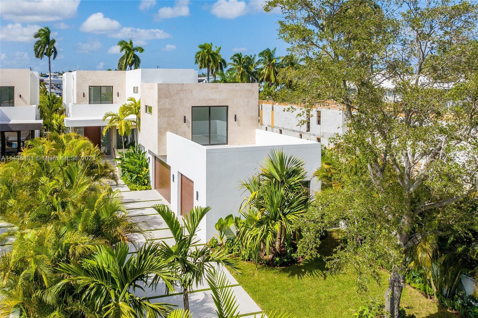 AQUA MARINE - Residential