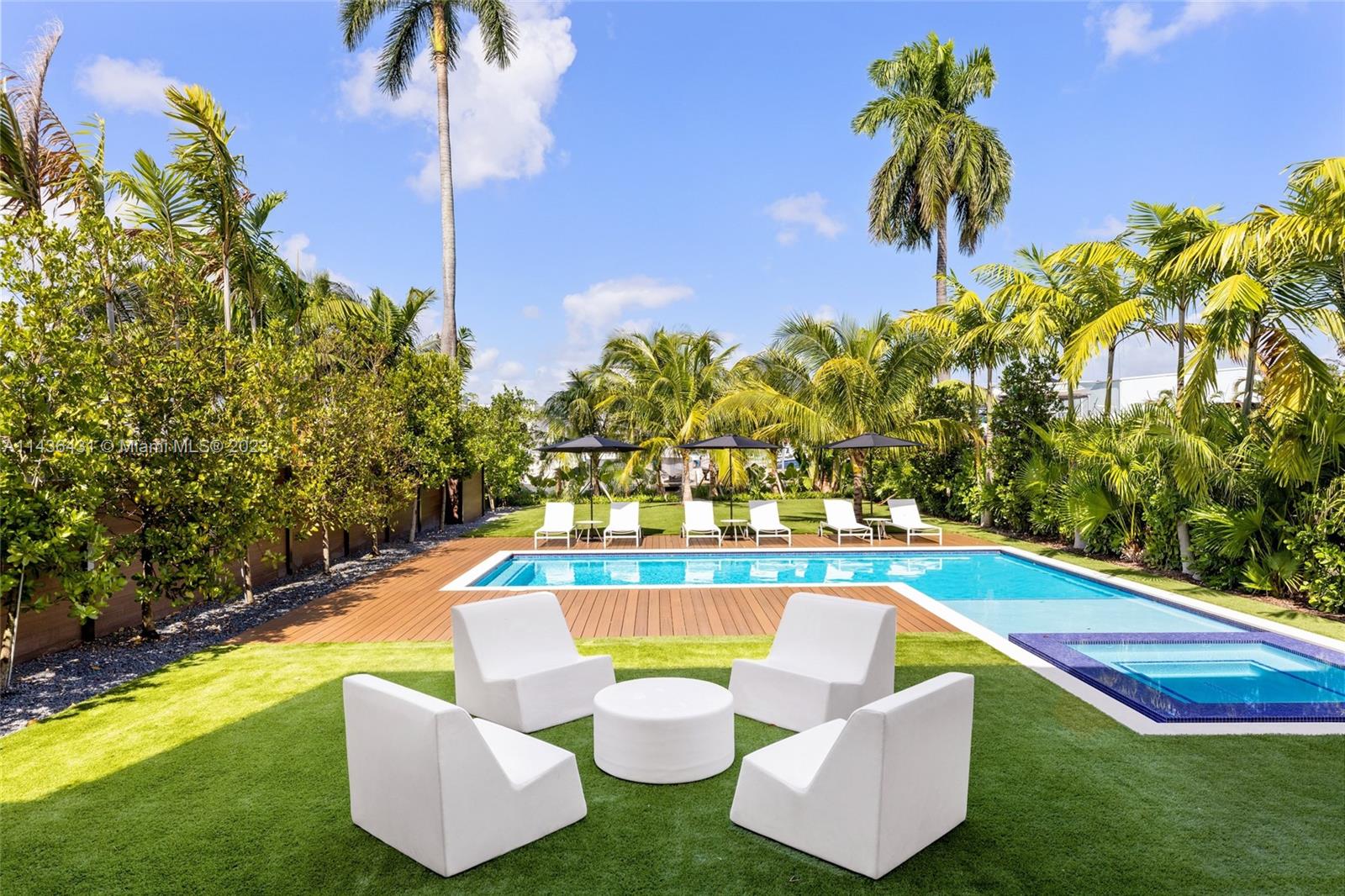 AQUA MARINE - Residential