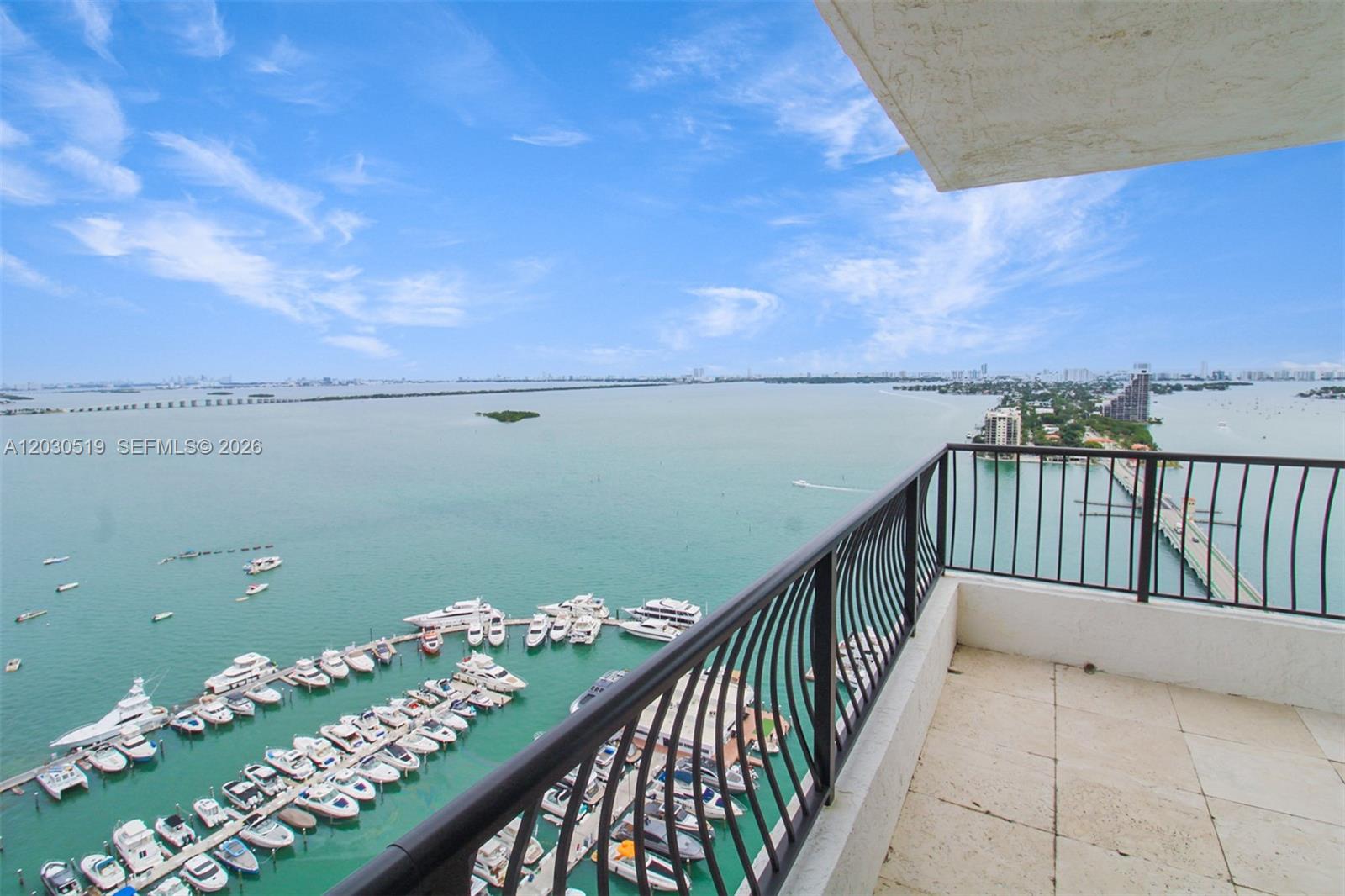 555 NE 15th St 31C - Image 1