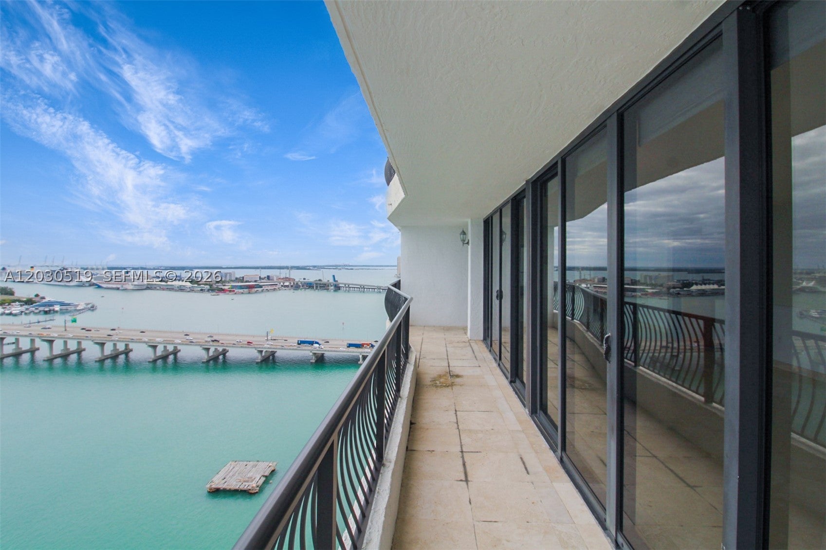 555 NE 15th St 31C