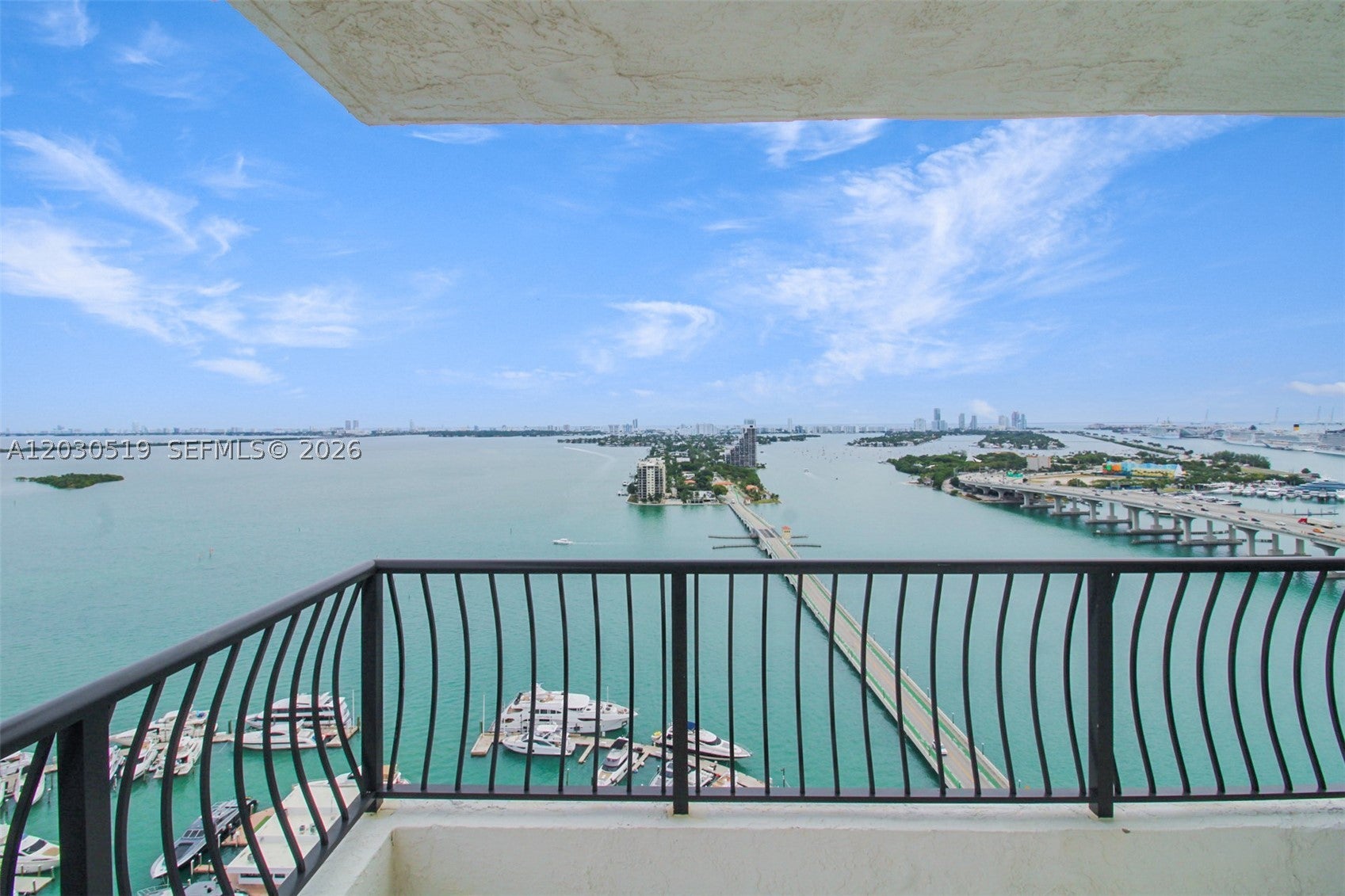 555 NE 15th St 31C