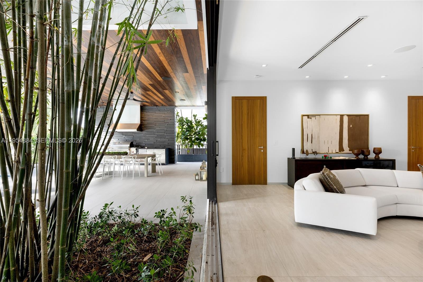 KEYSTONE ISLAND NO 5 - Residential