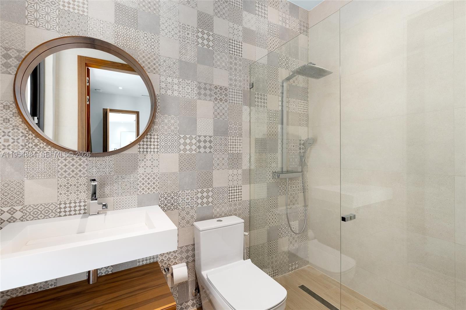 KEYSTONE ISLAND NO 5 - Residential