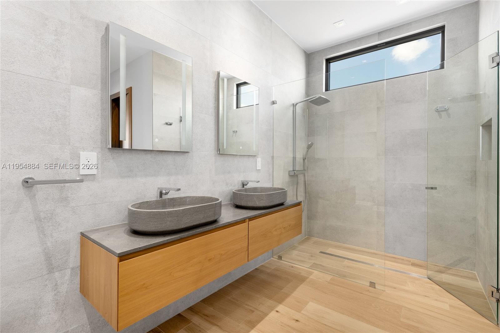 KEYSTONE ISLAND NO 5 - Residential