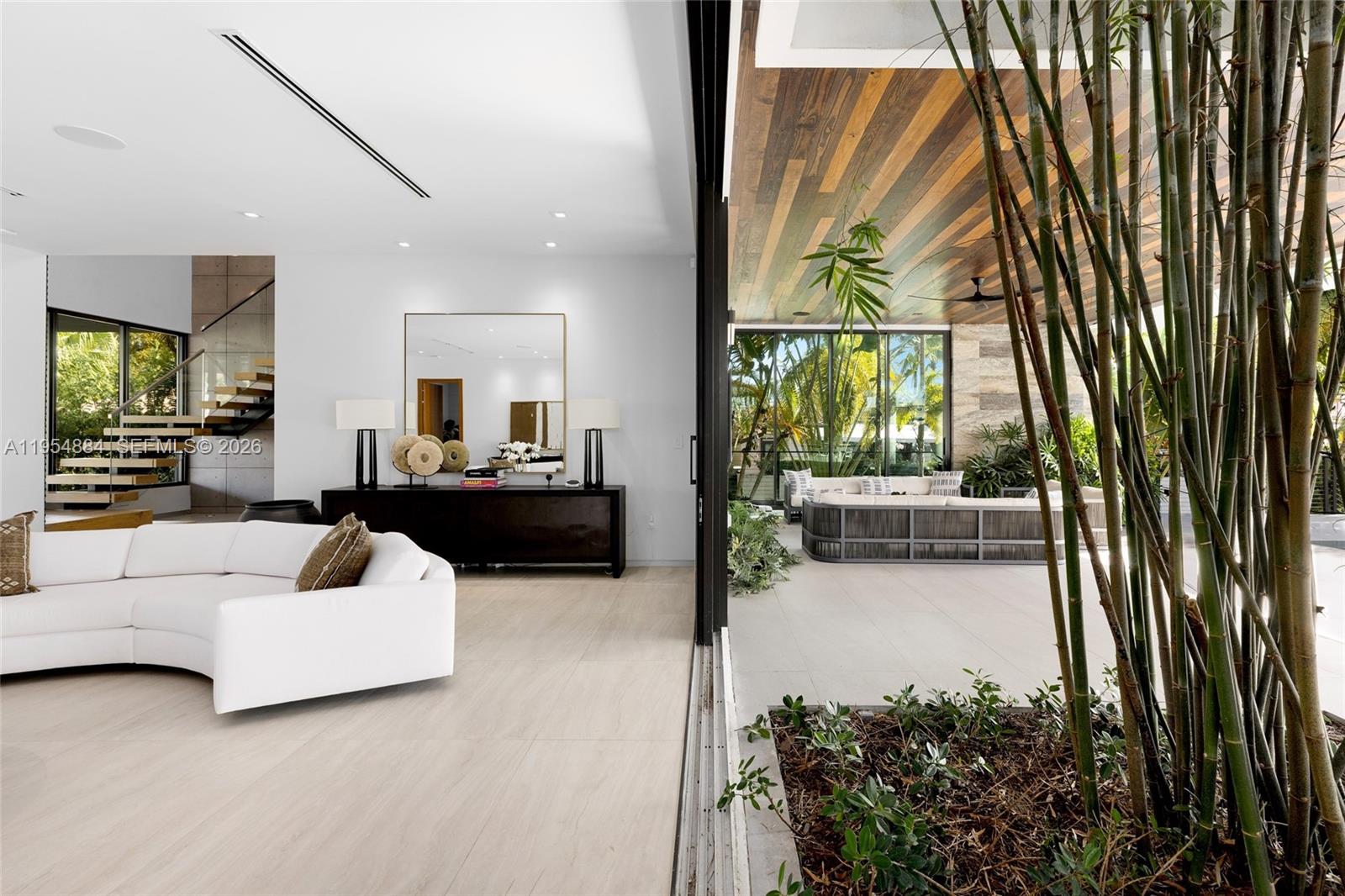 KEYSTONE ISLAND NO 5 - Residential