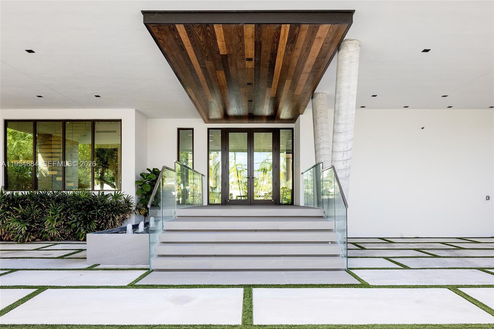 KEYSTONE ISLAND NO 5 - Residential