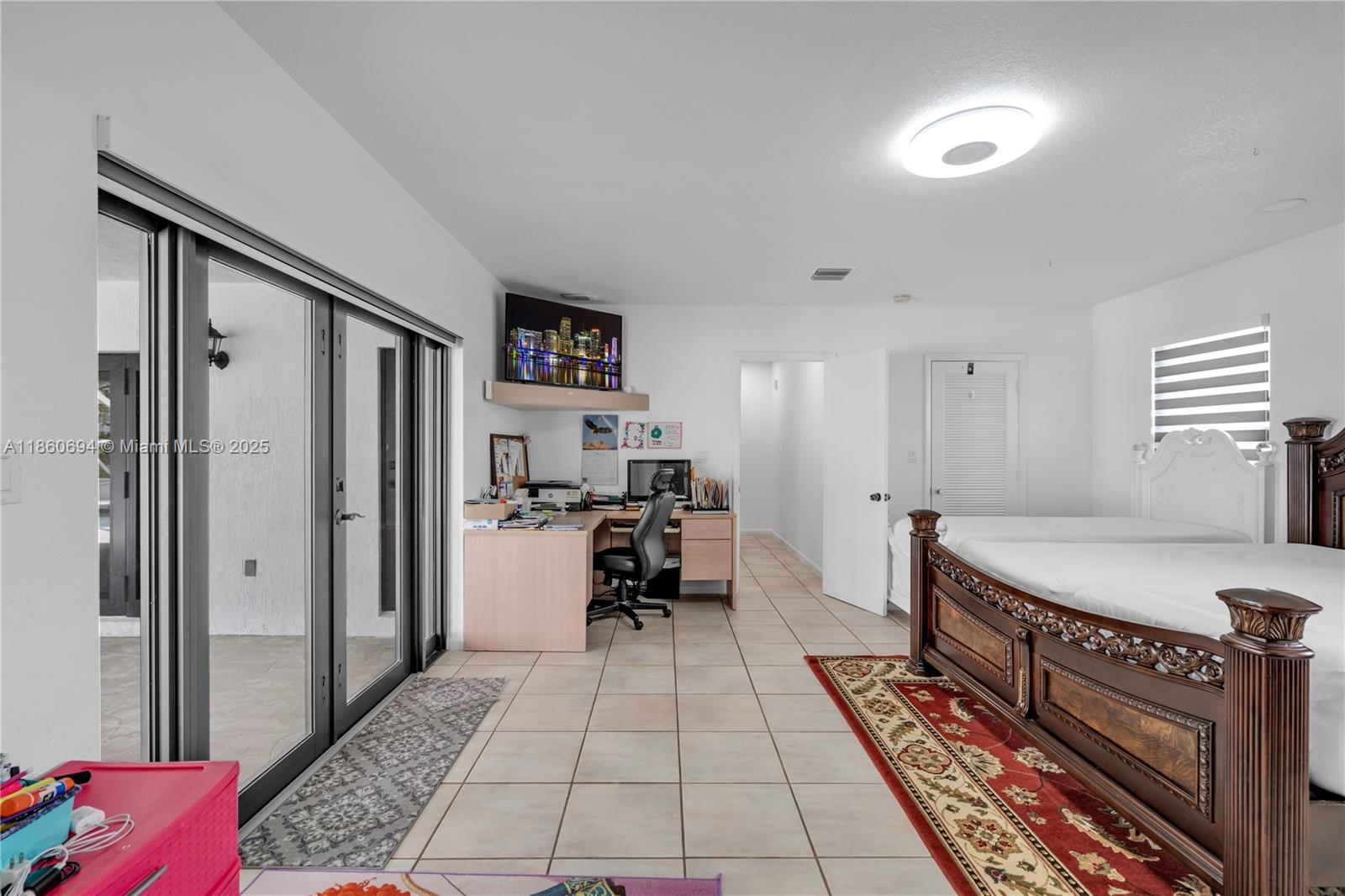 REDLANDS - Residential