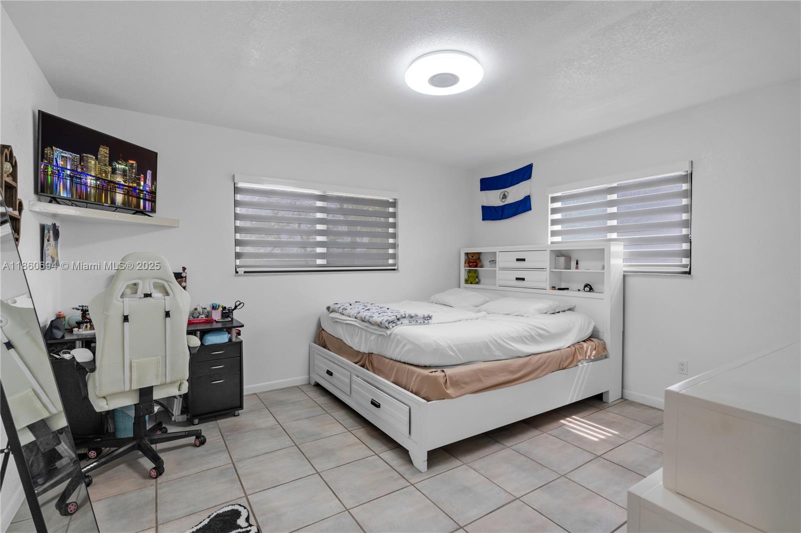 REDLANDS - Residential