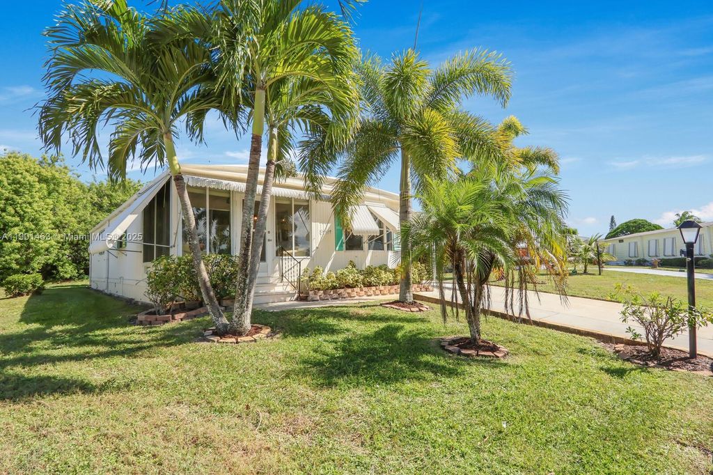 Photo of 8191 SE Homestead Ave #8191, Hobe Sound, FL 33455 (MLS # A11901463)