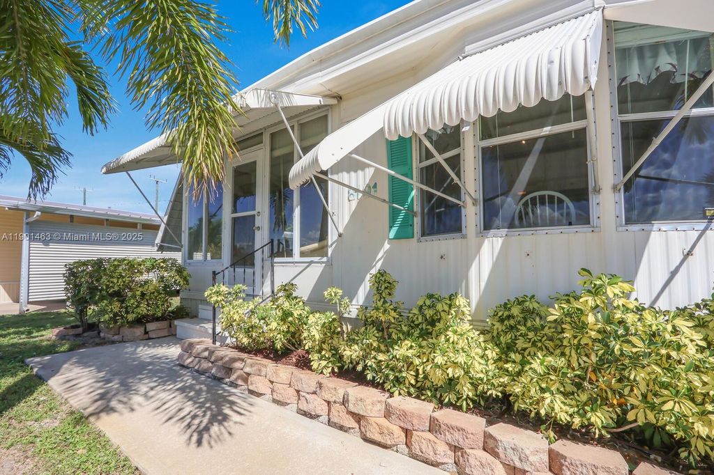 Photo of 8191 SE Homestead Ave #8191, Hobe Sound, FL 33455 (MLS # A11901463)