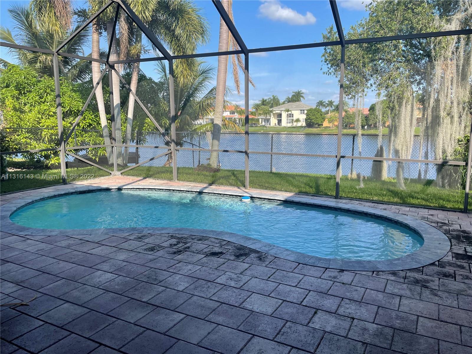 PASADENA AT PEMBROKE SHOR - Residential Lease