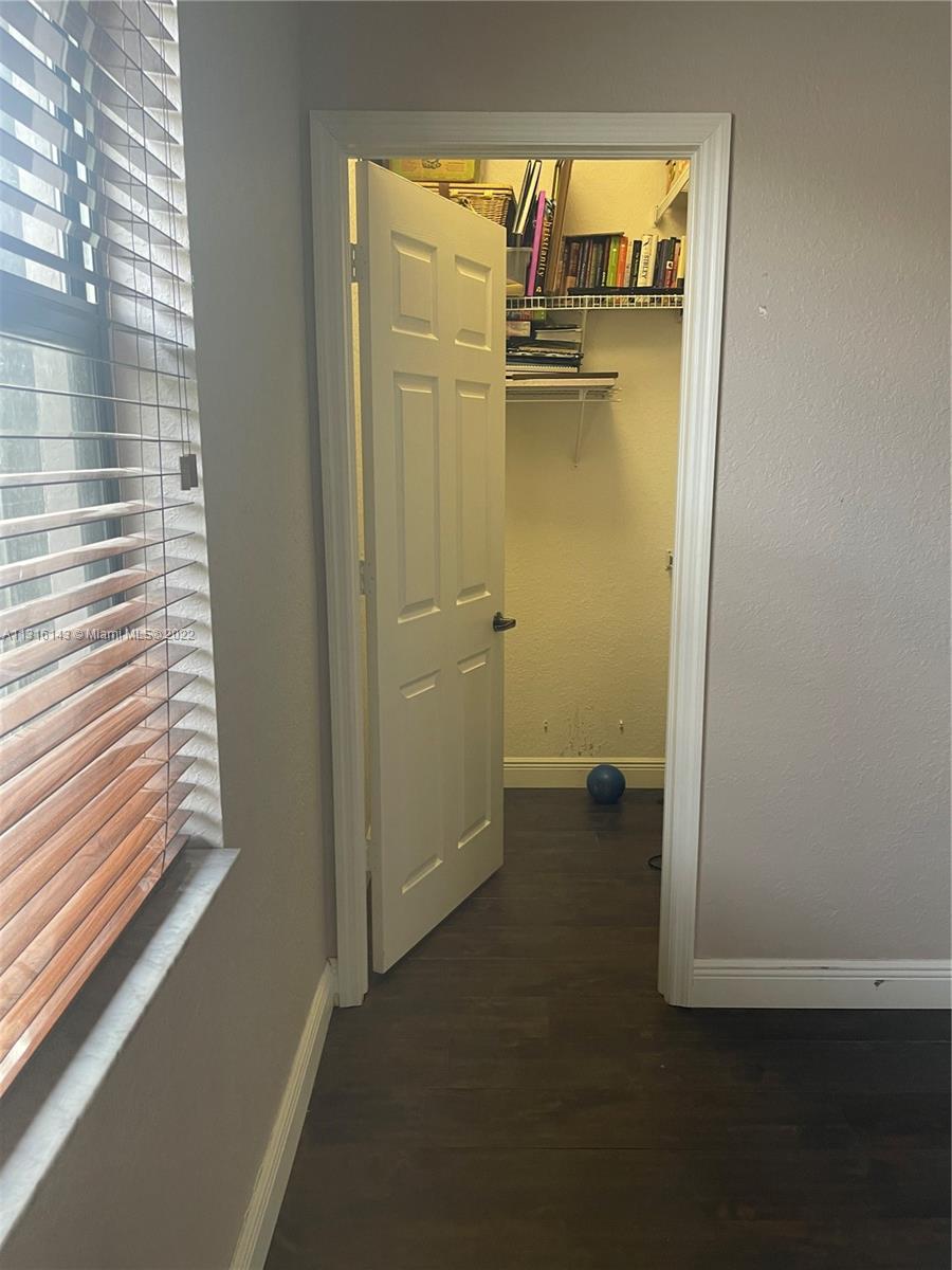 PASADENA AT PEMBROKE SHOR - Residential Lease