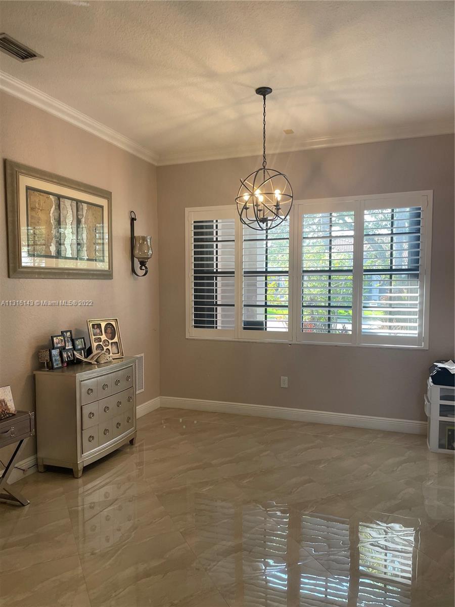 PASADENA AT PEMBROKE SHOR - Residential Lease