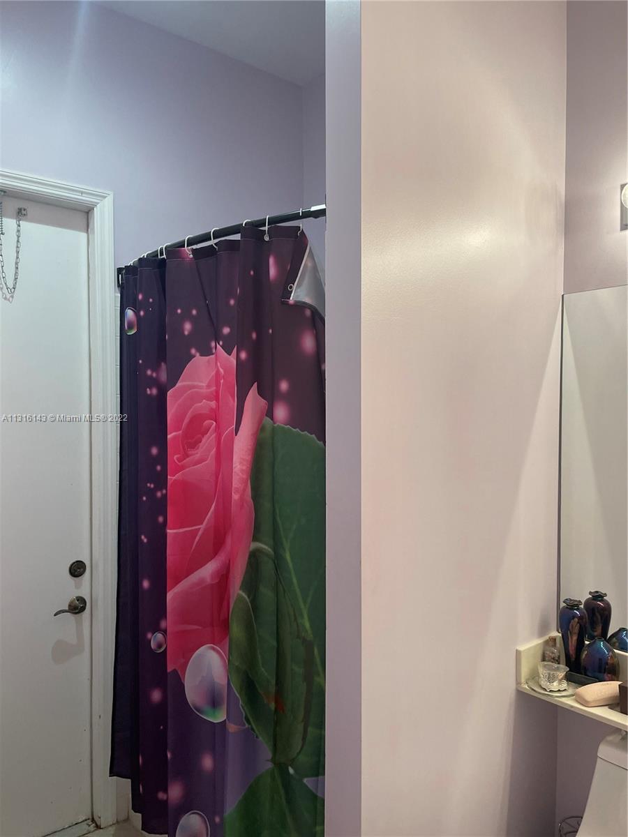 PASADENA AT PEMBROKE SHOR - Residential Lease