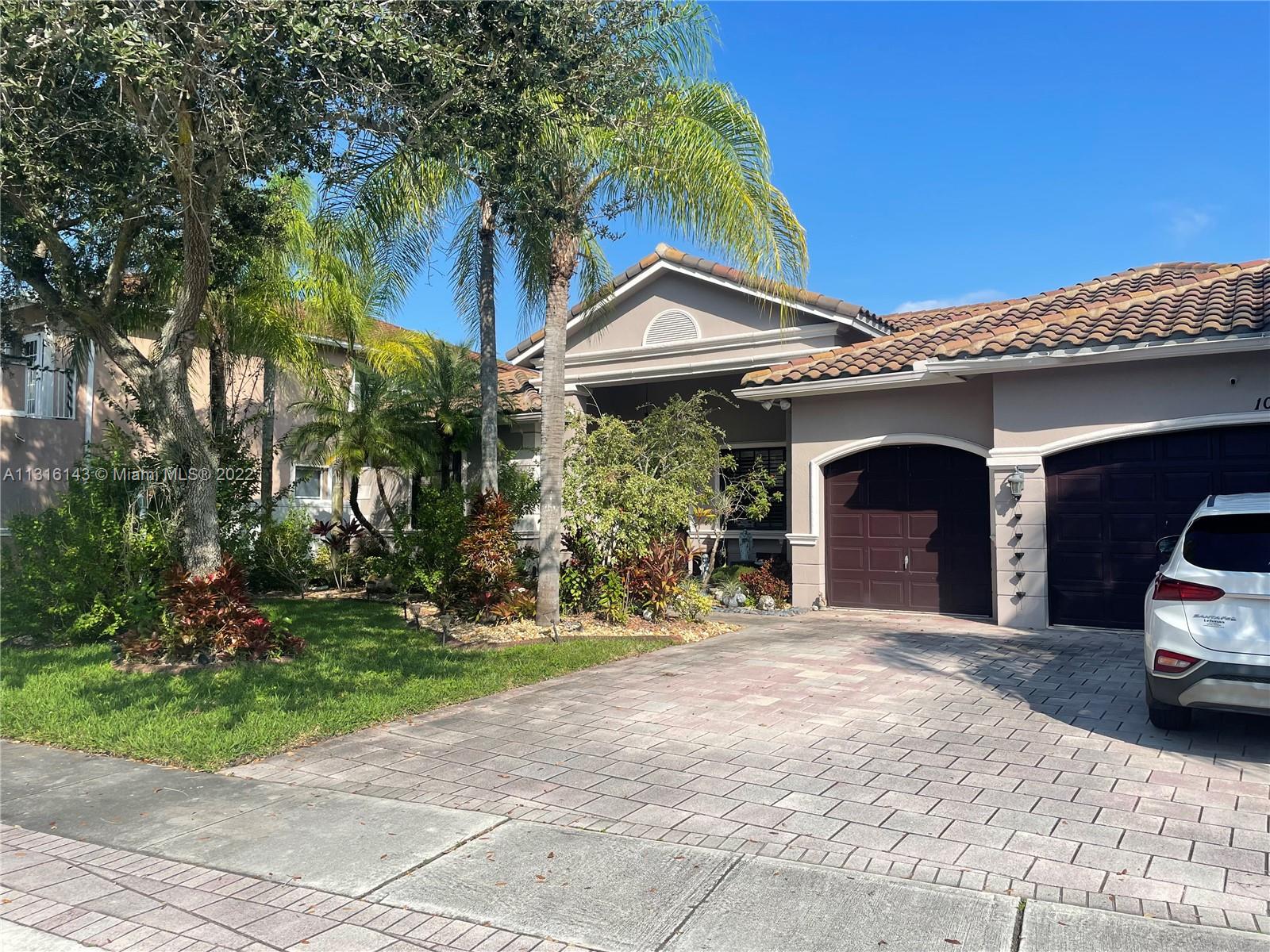 PASADENA AT PEMBROKE SHOR - Residential Lease