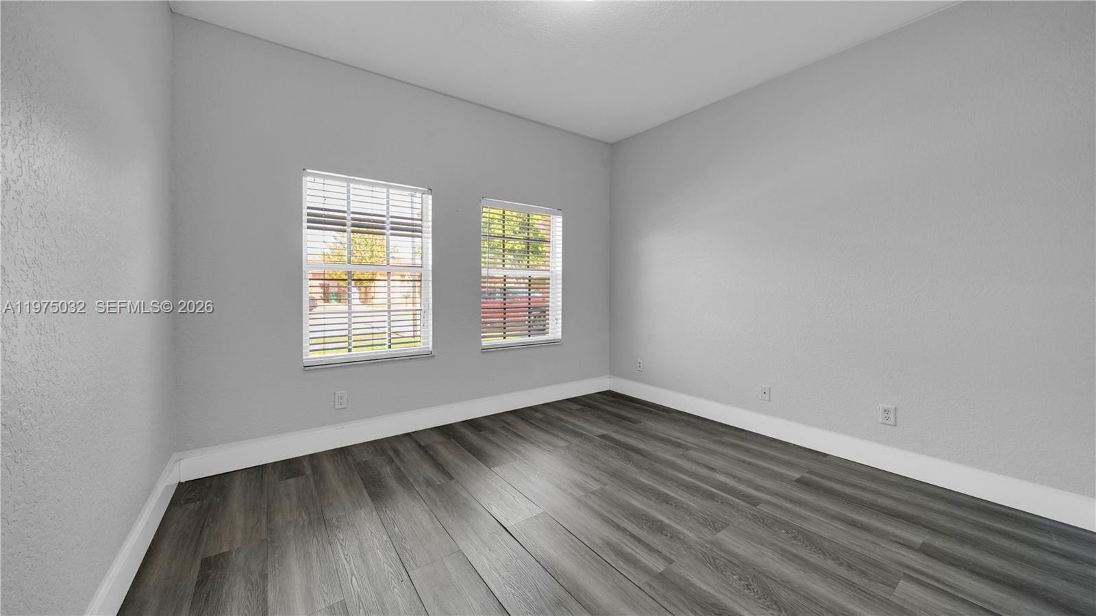 SOMERSET II SOUTH - Residential Lease