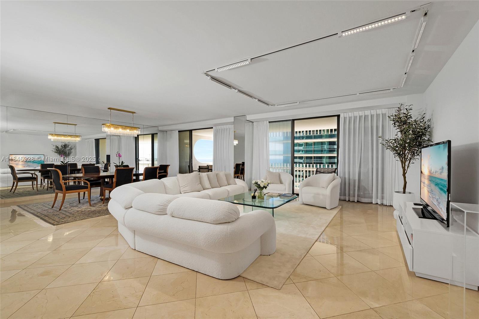 KENILWORTH CONDO - Residential Lease