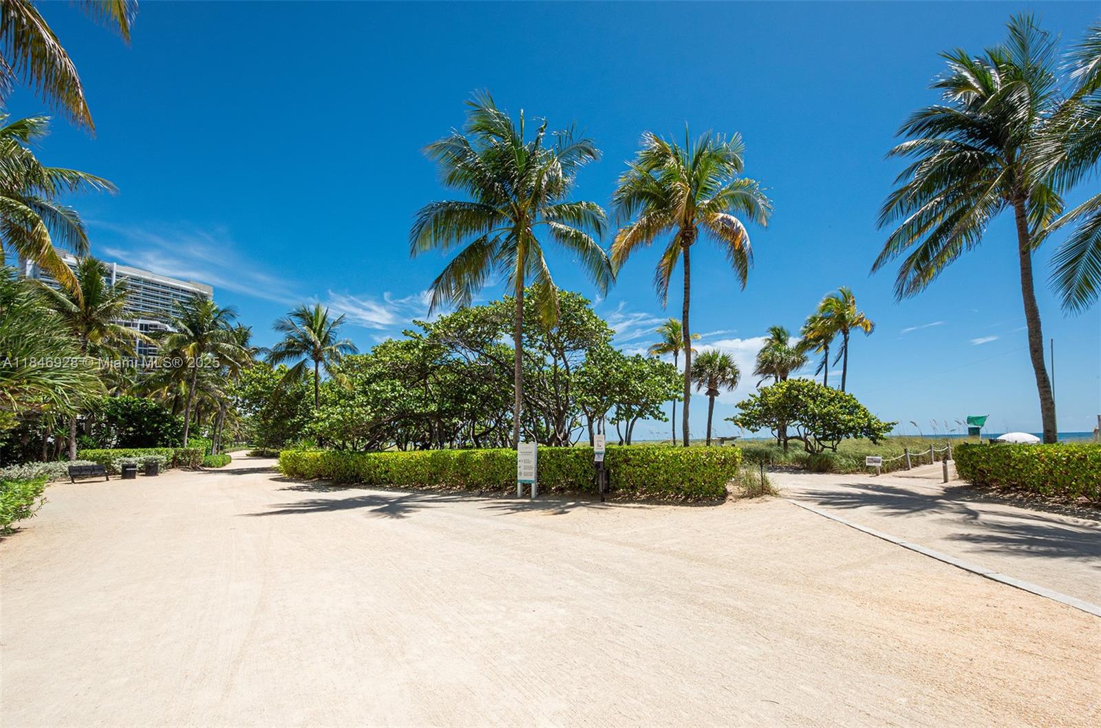 KENILWORTH CONDO - Residential Lease