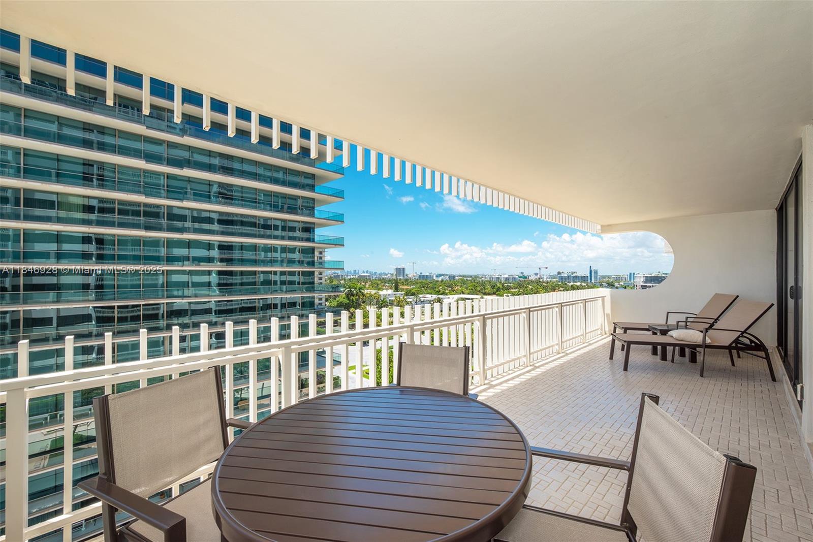 KENILWORTH CONDO - Residential Lease