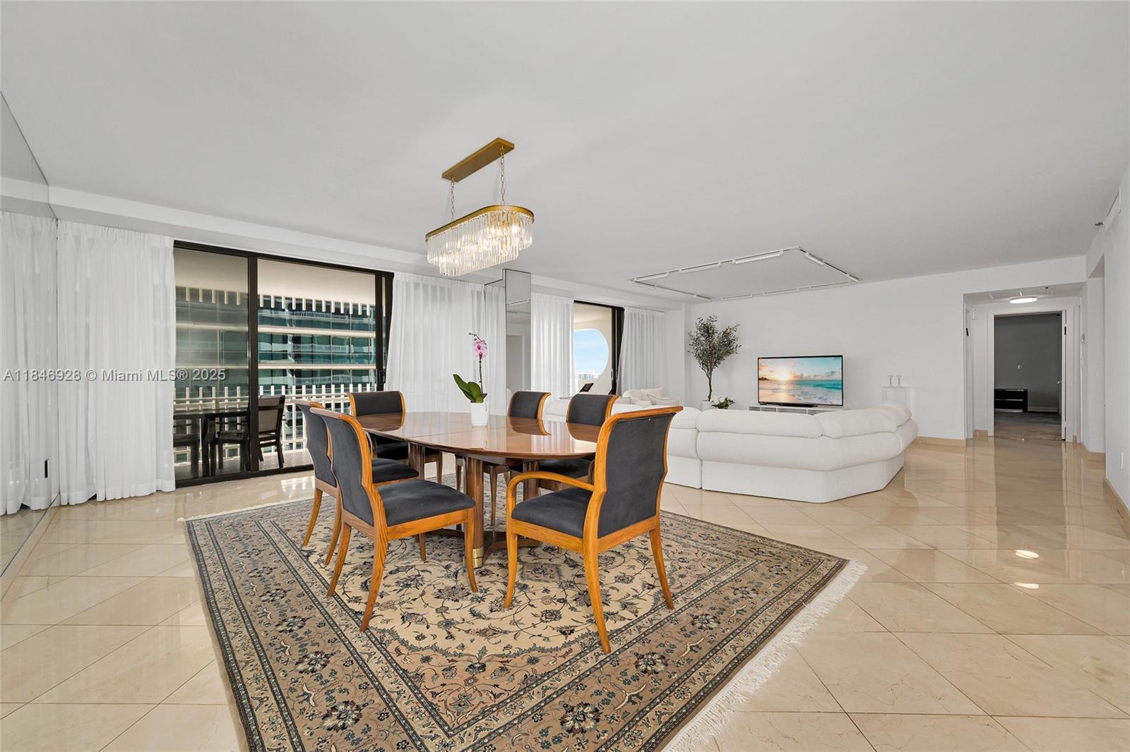 KENILWORTH CONDO - Residential Lease