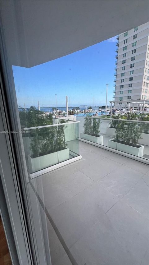 770 Claughton Island Dr 410 Miami FL 33131
