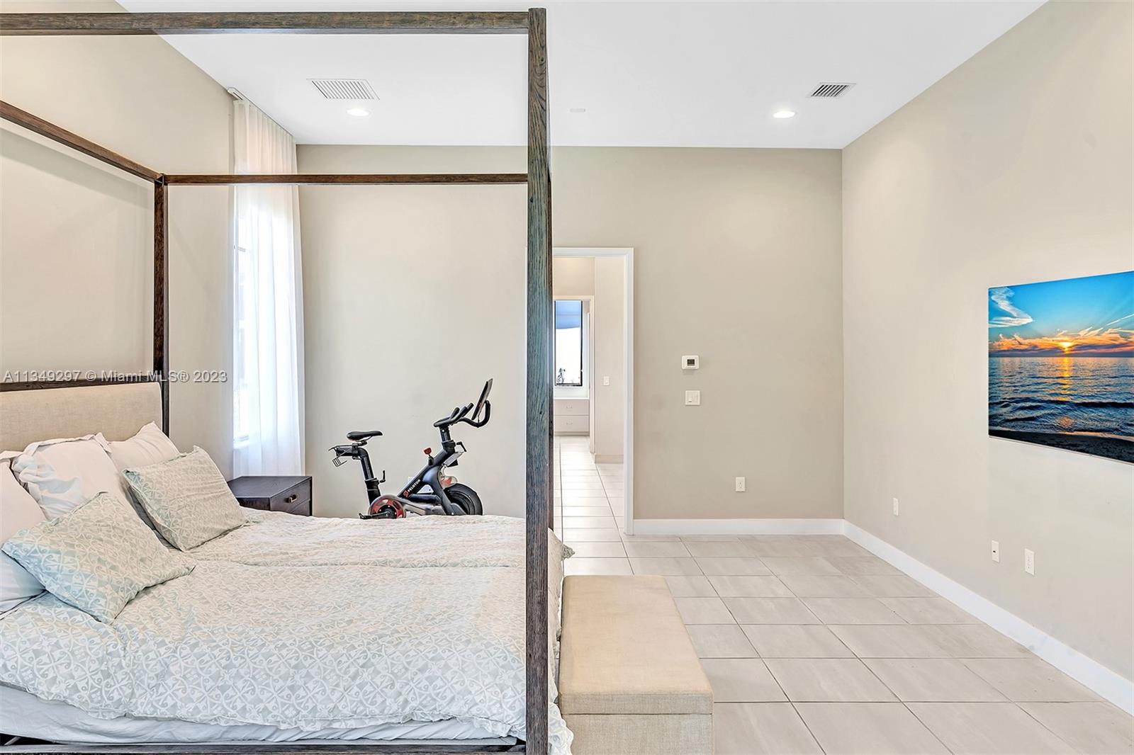 ROYAL ESTATES OF COOPER C - Residential Lease