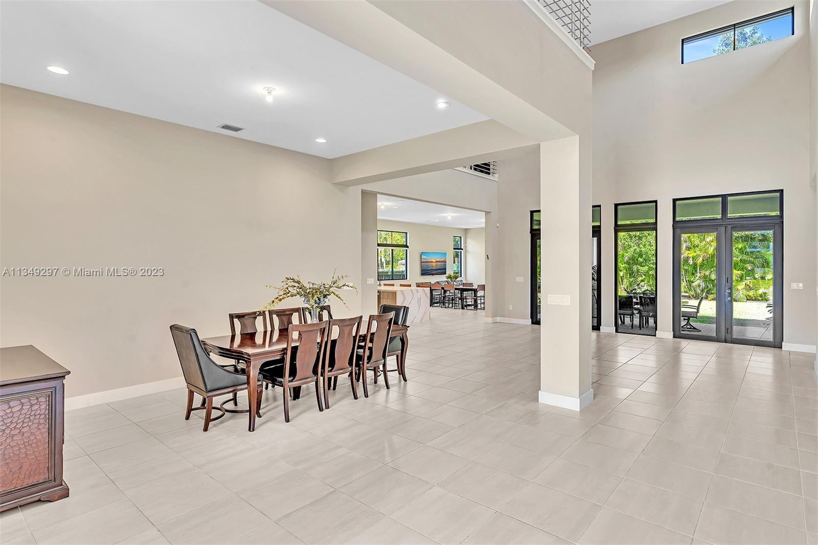 ROYAL ESTATES OF COOPER C - Residential Lease