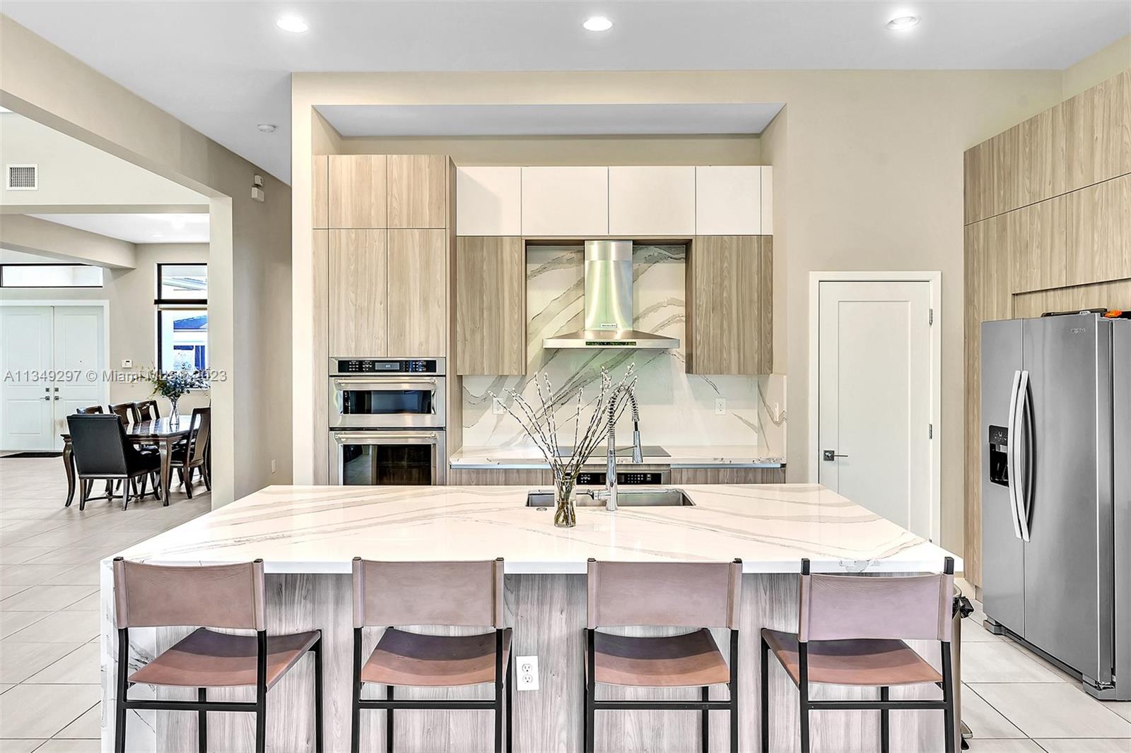 ROYAL ESTATES OF COOPER C - Residential Lease
