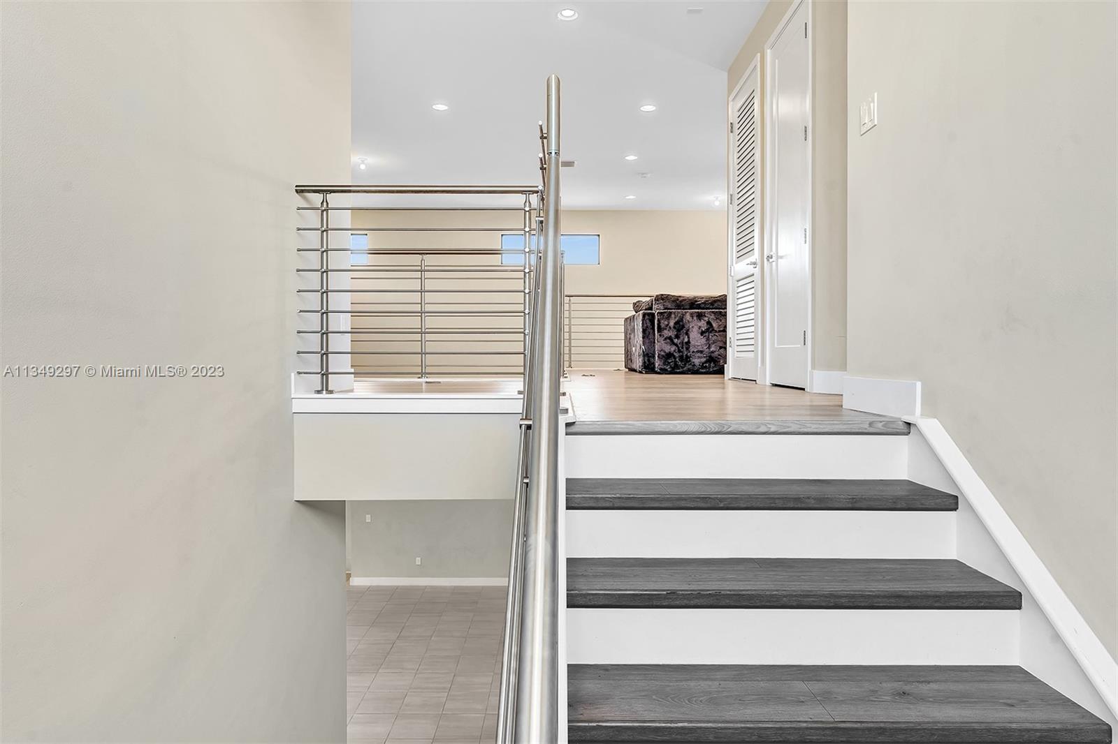 ROYAL ESTATES OF COOPER C - Residential Lease