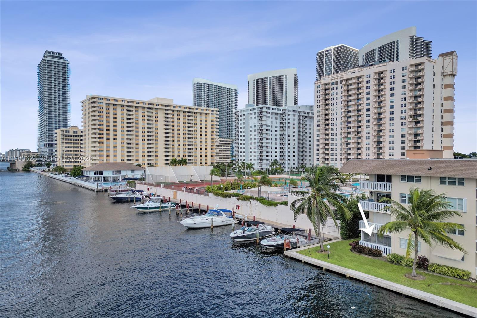 ISLANDS-BERMUDA CONDO - Residential