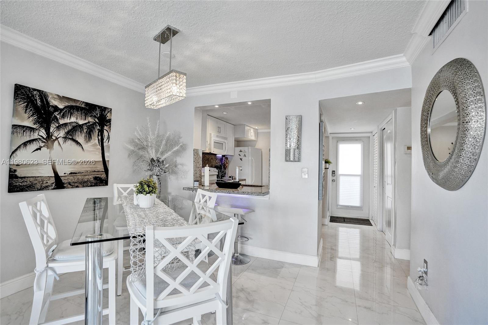 ISLANDS-BERMUDA CONDO - Residential