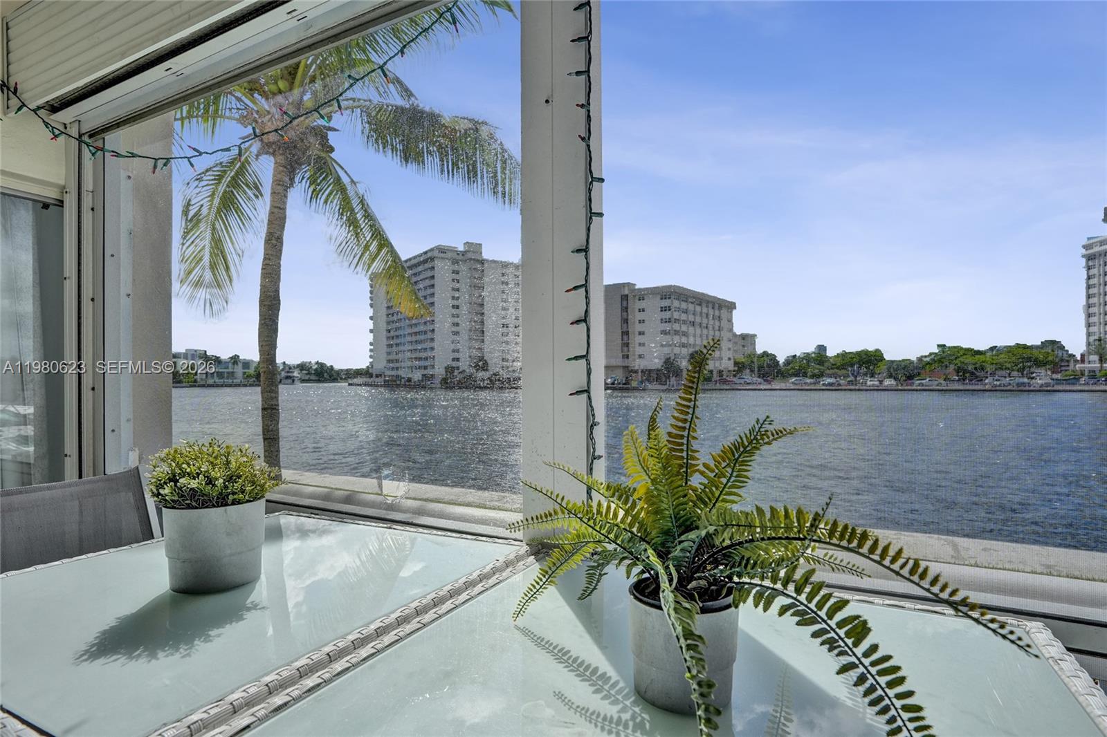 ISLANDS-BERMUDA CONDO - Residential