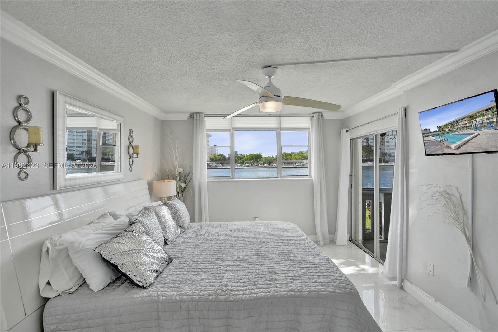 ISLANDS-BERMUDA CONDO - Residential