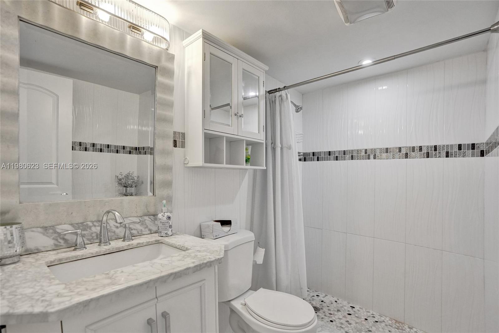 ISLANDS-BERMUDA CONDO - Residential