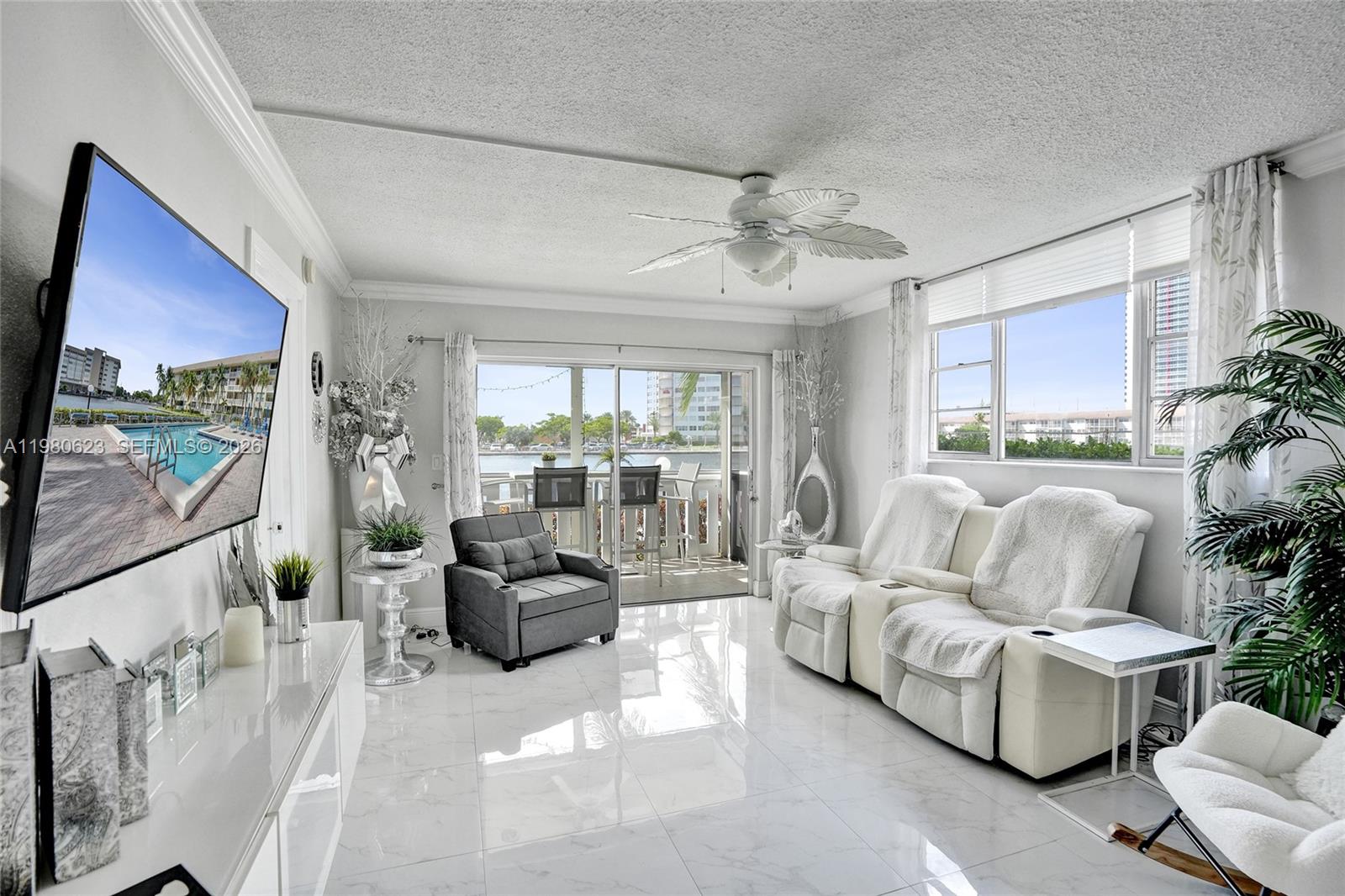 ISLANDS-BERMUDA CONDO - Residential