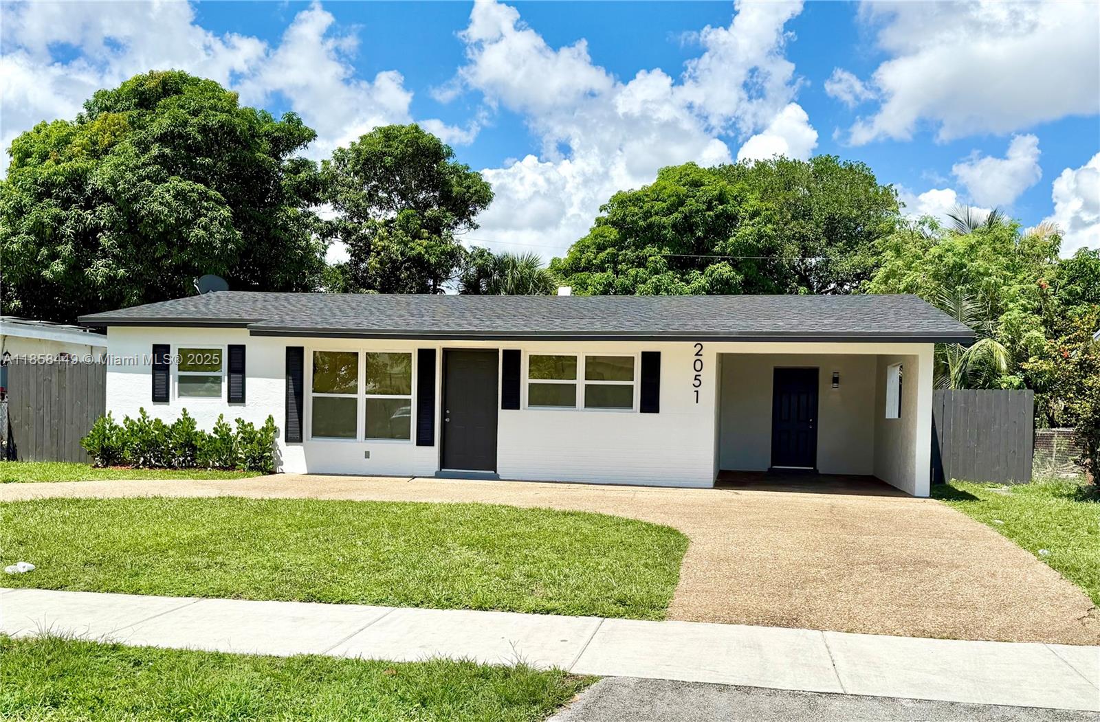 2051 NW 28th Ter