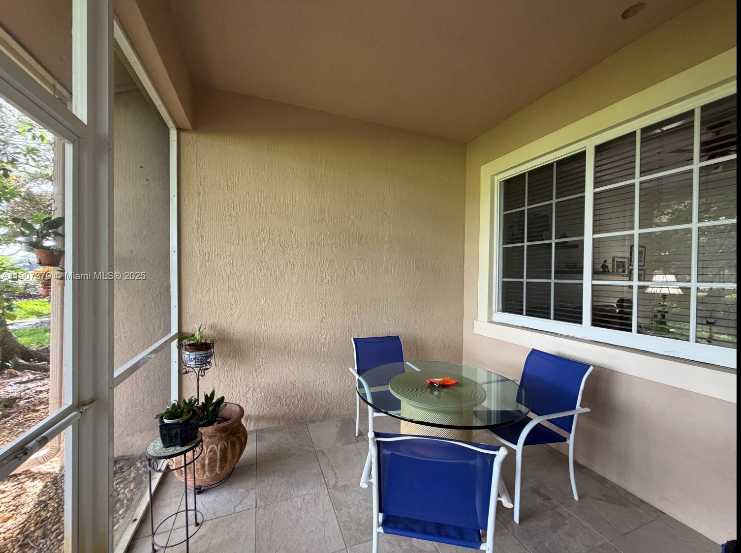 ROLLING HILLS GOLF & TENN - Residential Lease