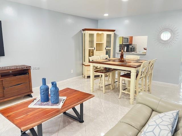 PEMBROKE POINTE SECTION T - Residential