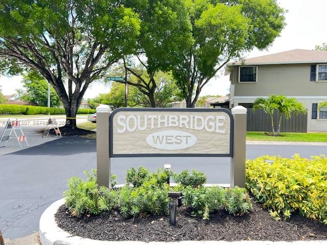 PEMBROKE POINTE SECTION T - Residential