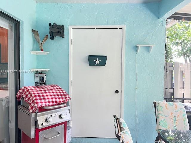 PEMBROKE POINTE SECTION T - Residential