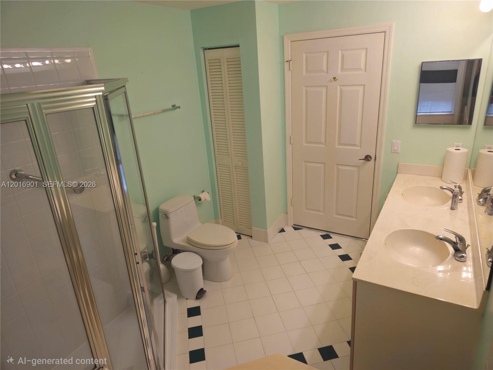 REGATTA POINTE CONDO NO S - Residential