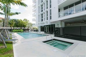 13800 Highland Dr PH8