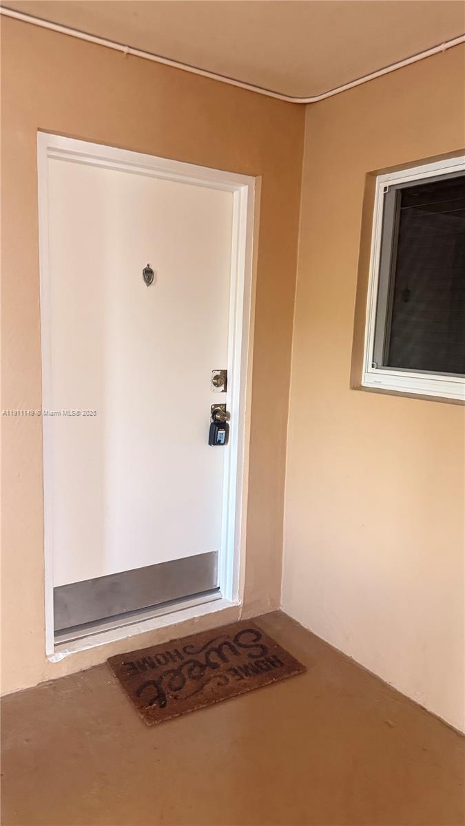 VILLAS OF MIAMI LAKES CON - Residential Lease