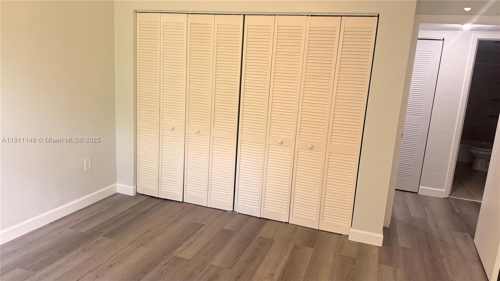 VILLAS OF MIAMI LAKES CON - Residential Lease